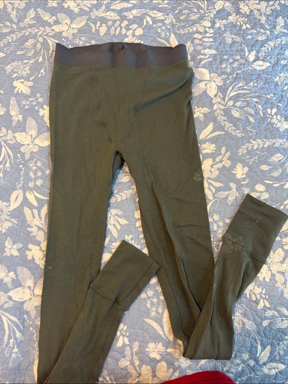 Skims Olive Green Leggings with Stretch Waistband